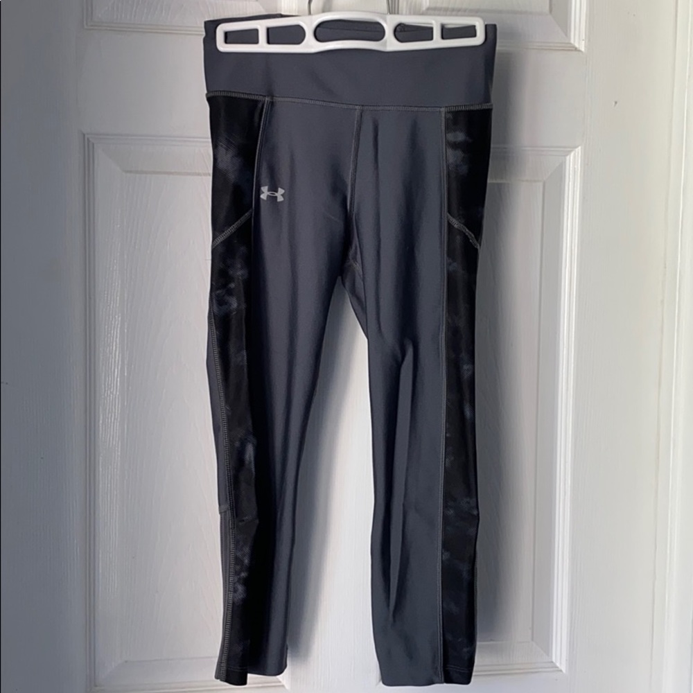 Under Armour workout crops